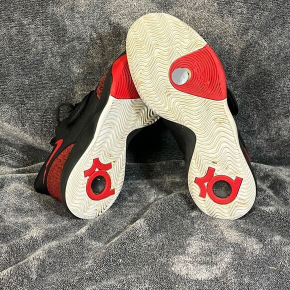 Nike KD Trey 5 AA7067-006 Red Black Basketball Shoes Men’s Size 7.5